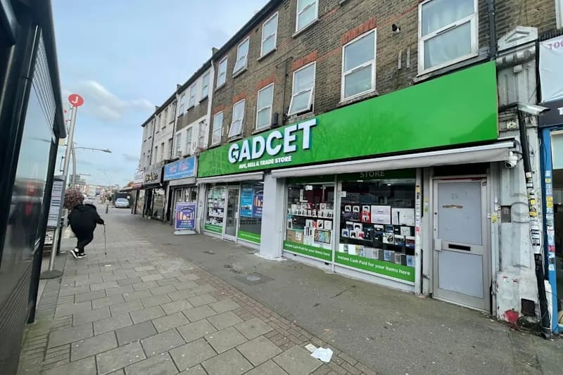 The Wepairs Chadwell Heath shopfront on the High Road